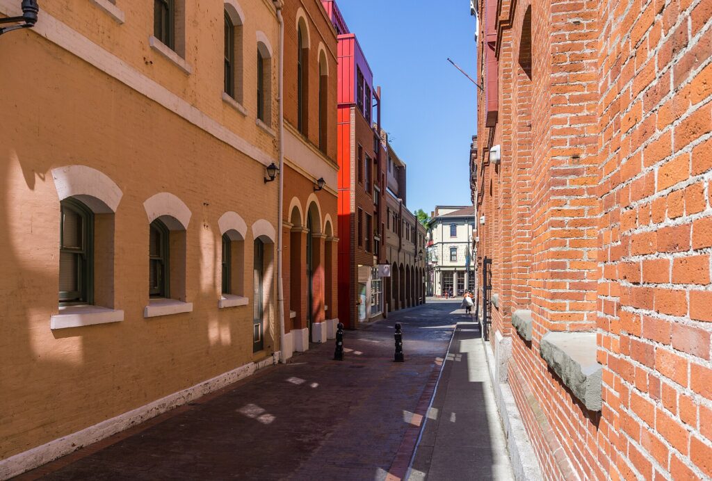 Waddington_Alley,_Victoria,_British_Columbia,_Canada_19